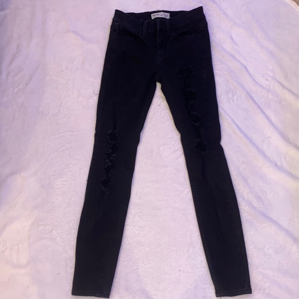 Black Mudd skinny jeans ripped